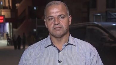 صورة حين تسقط كل الأقنعة